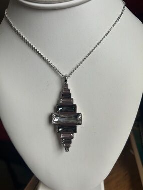 Touchstone Crystal Silver-Tone Tiered Geometric Pendant Necklace. NIB